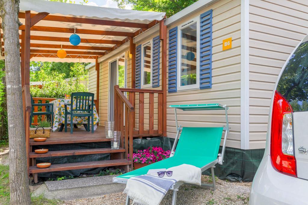 Camping Piantelle Moniga del Garda Exterior foto