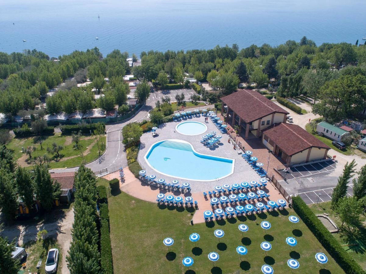 Camping Piantelle Moniga del Garda Exterior foto